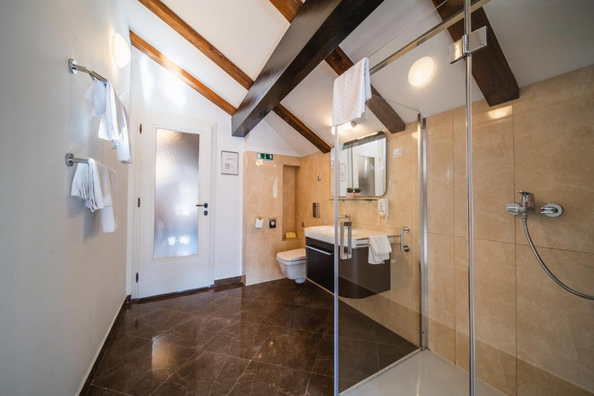 Sunce Palace Apartments With Free Offsite Parking Дубровник Экстерьер фото
